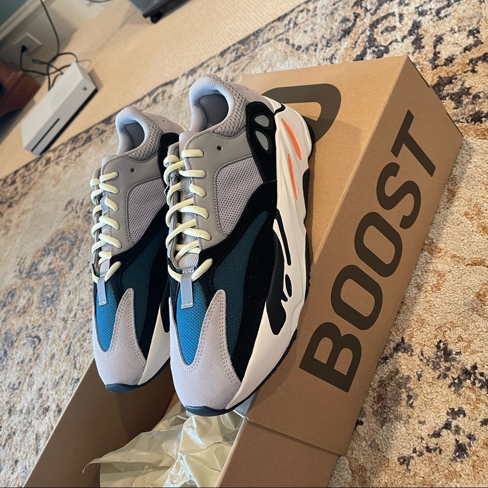 Yeezy Boost 700 V1 Wave Runner Size 11
